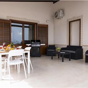 3 bedroom villa with pool & sea views, Cornino, sleeps 6-7